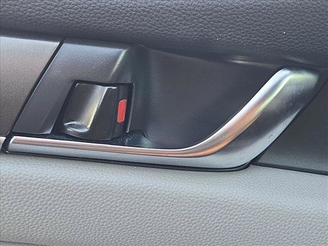 Used 2018 Honda Accord LX image 15