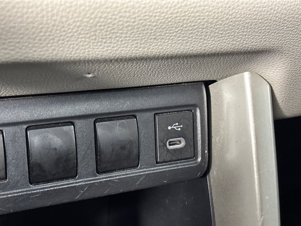 Certified 2024 Toyota Corolla Cross L image 20