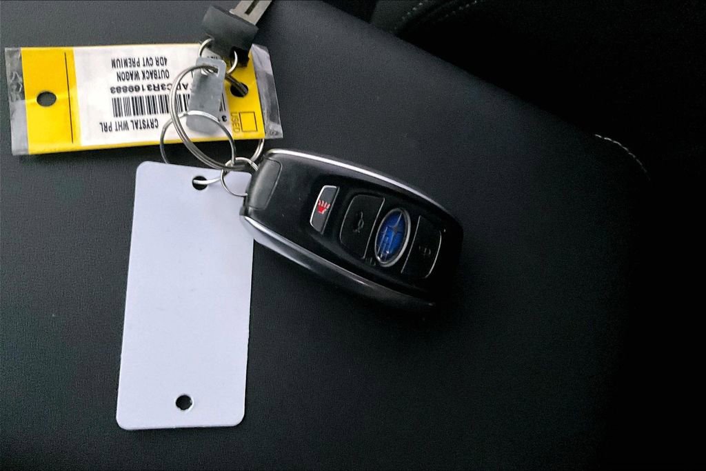 Used 2024 Subaru Outback Premium image 33