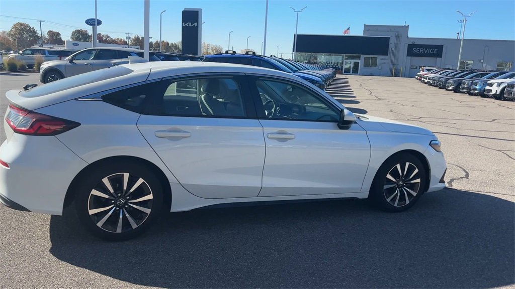 Used 2023 Honda Civic EX-L image 8