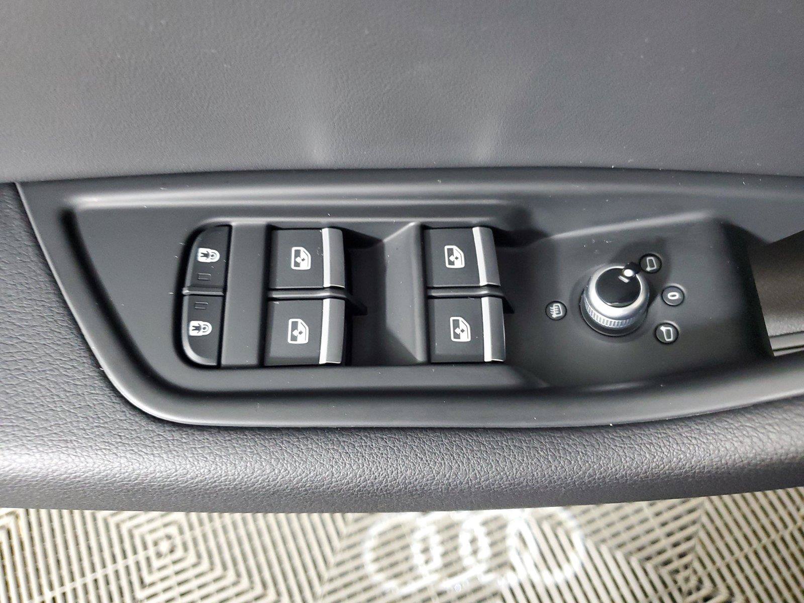 Used 2023 Audi A4 2.0T Premium w/ Convenience Package AWD/4WD image 17