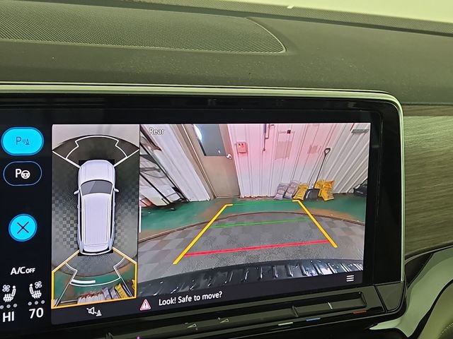 Used 2024 Volkswagen Atlas SEL Premium R-Line image 20