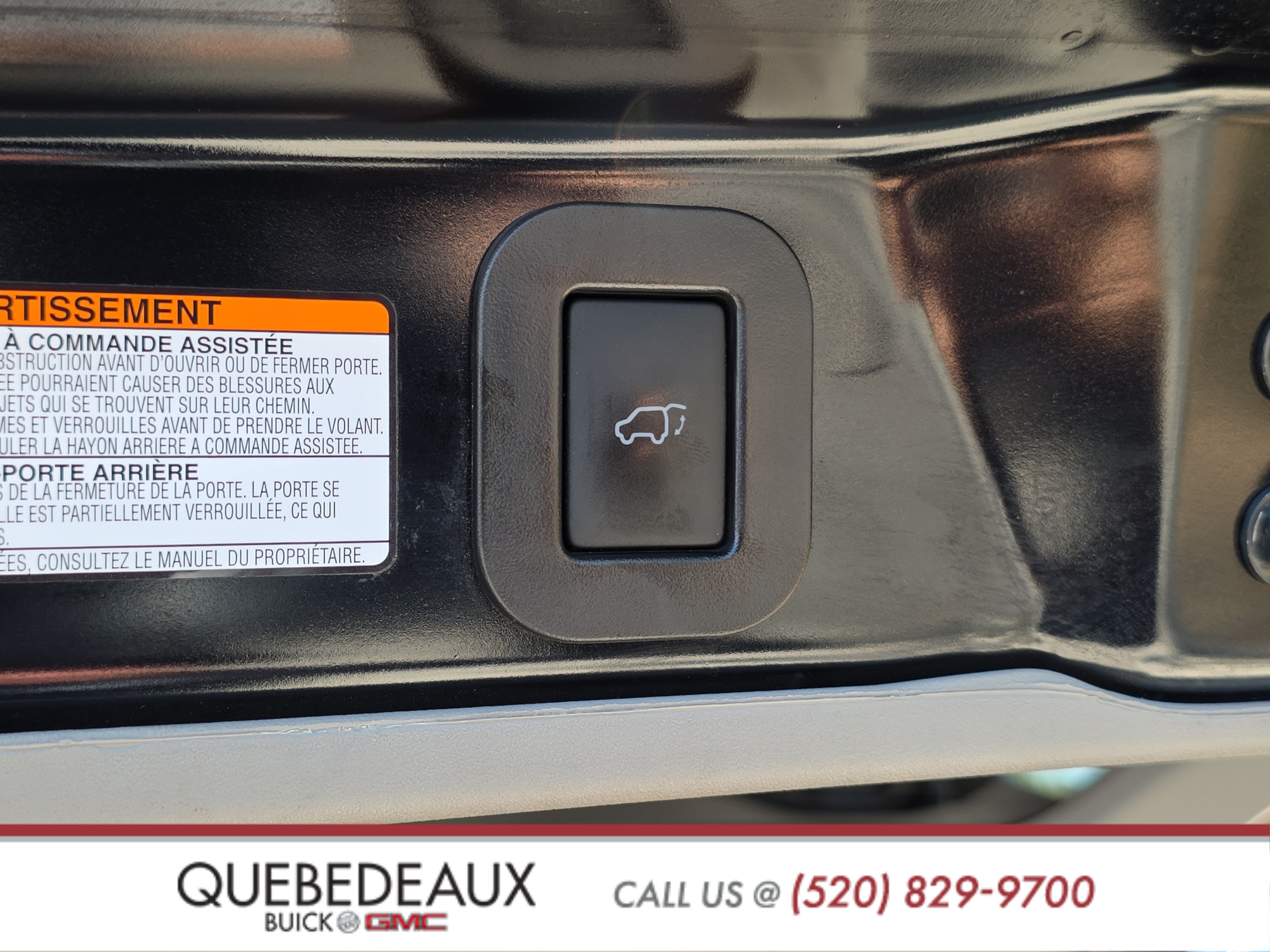 Used 2020 Toyota Sienna XLE w/ XLE Navigation Package FWD image 8