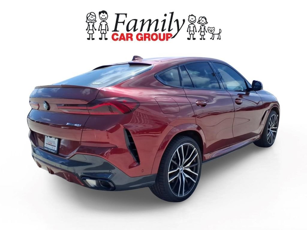 Used 2023 BMW X6 xDrive40i w/ M Sport Package AWD/4WD image 4