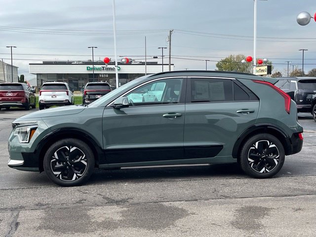 Certified 2025 Kia Niro Wind w/ Wind Preserve Package FWD image 7