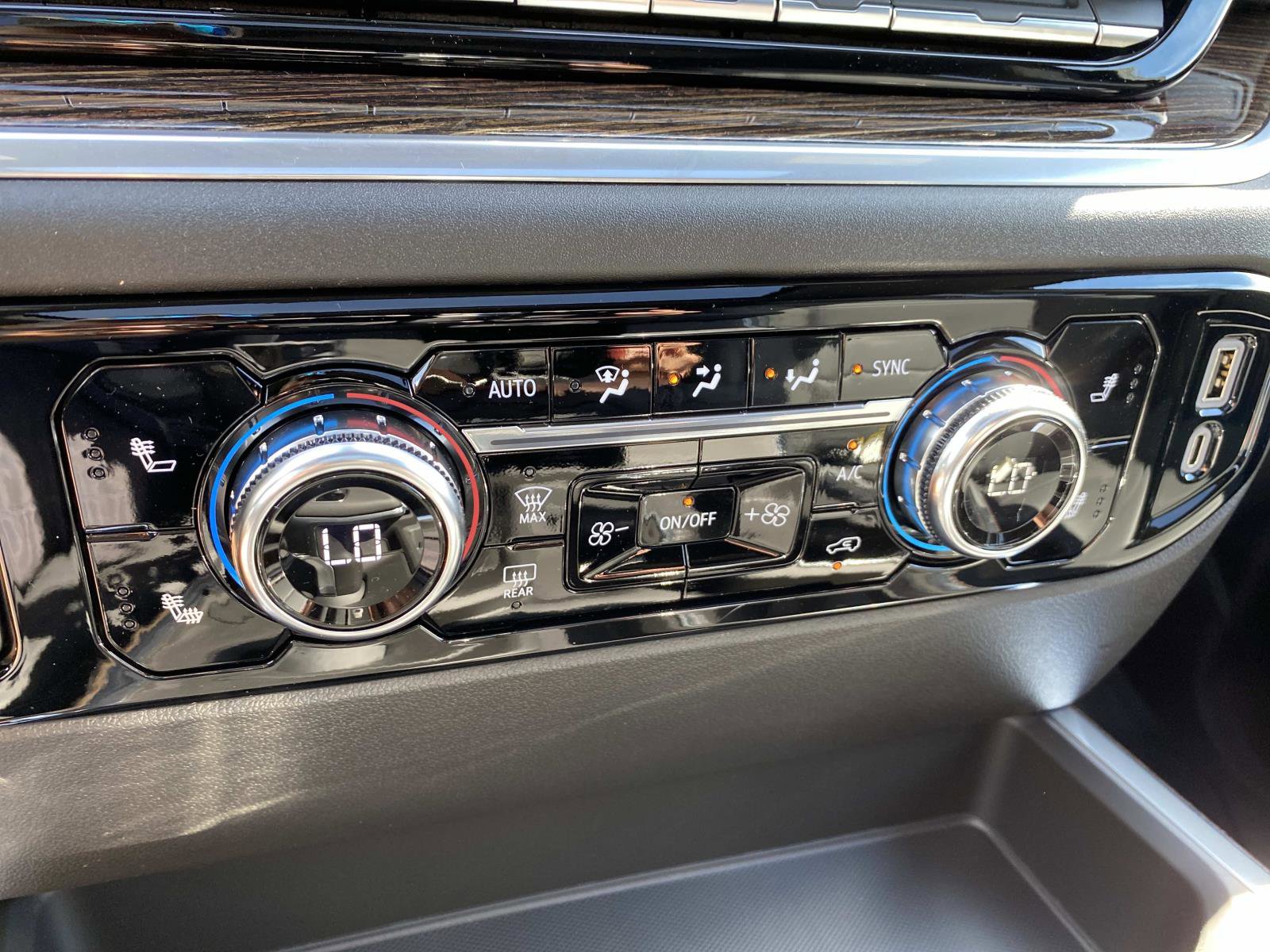 New 2026 GMC Sierra 1500 Elevation w/ Elevation Premium Package image 14