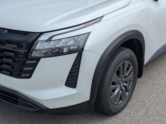 New 2026 Nissan Pathfinder SV FWD image 9
