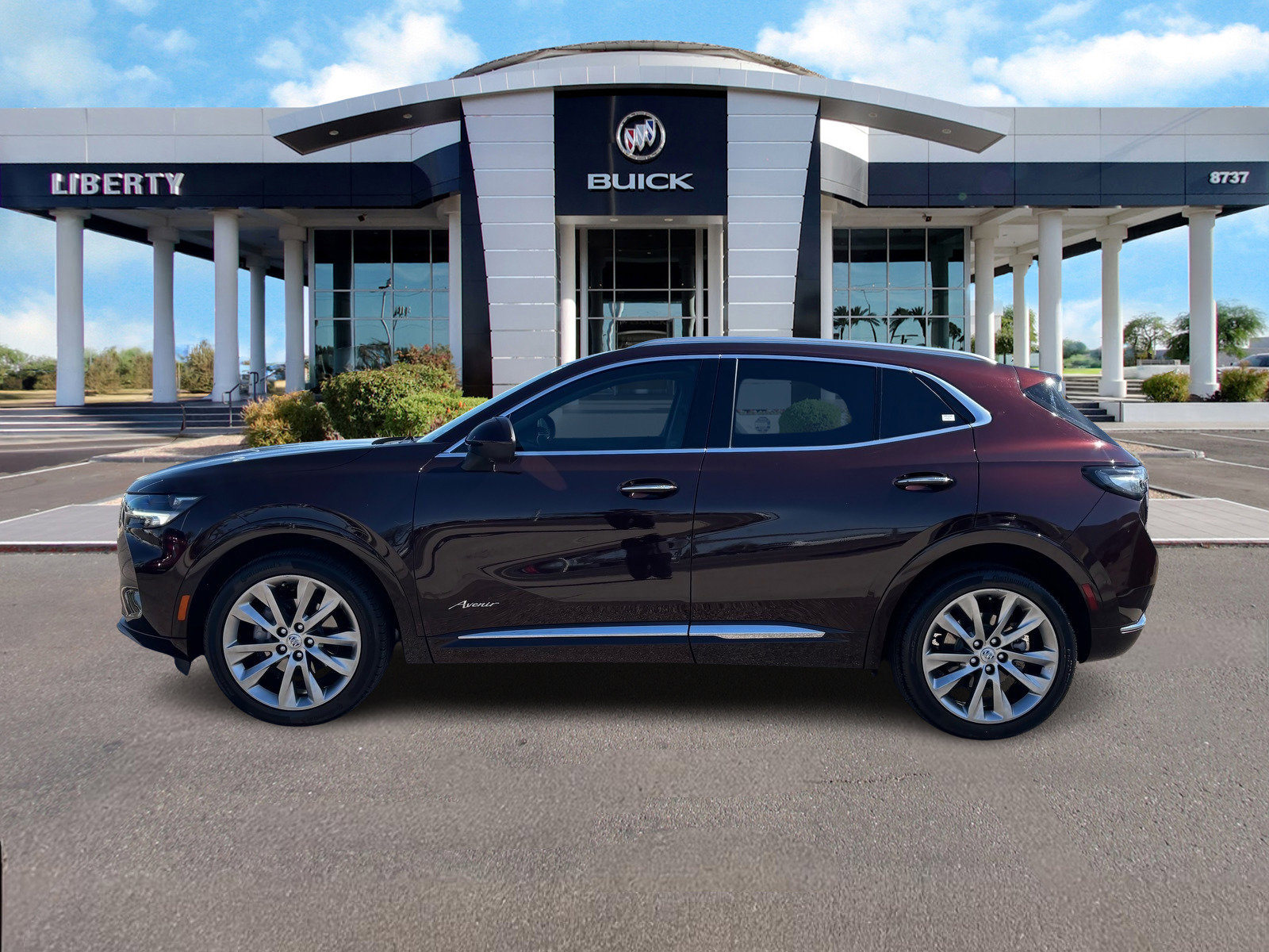 Used 2023 Buick Envision Avenir image 8