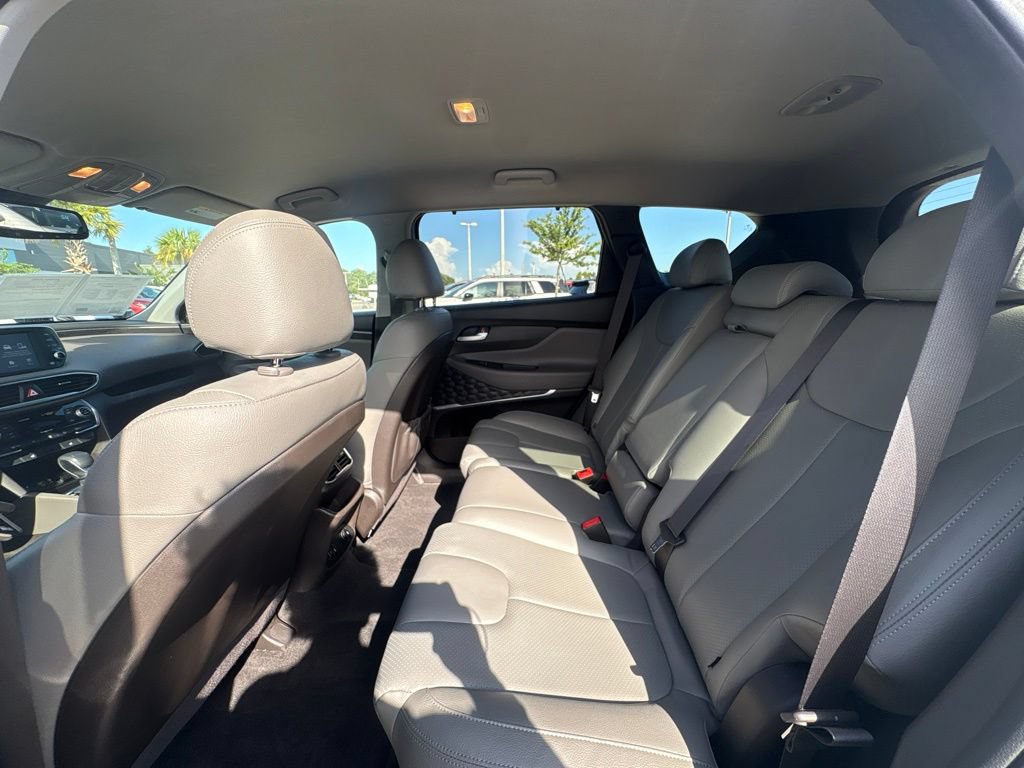 Used 2020 Hyundai Santa Fe SEL w/ Convenience Package FWD image 16