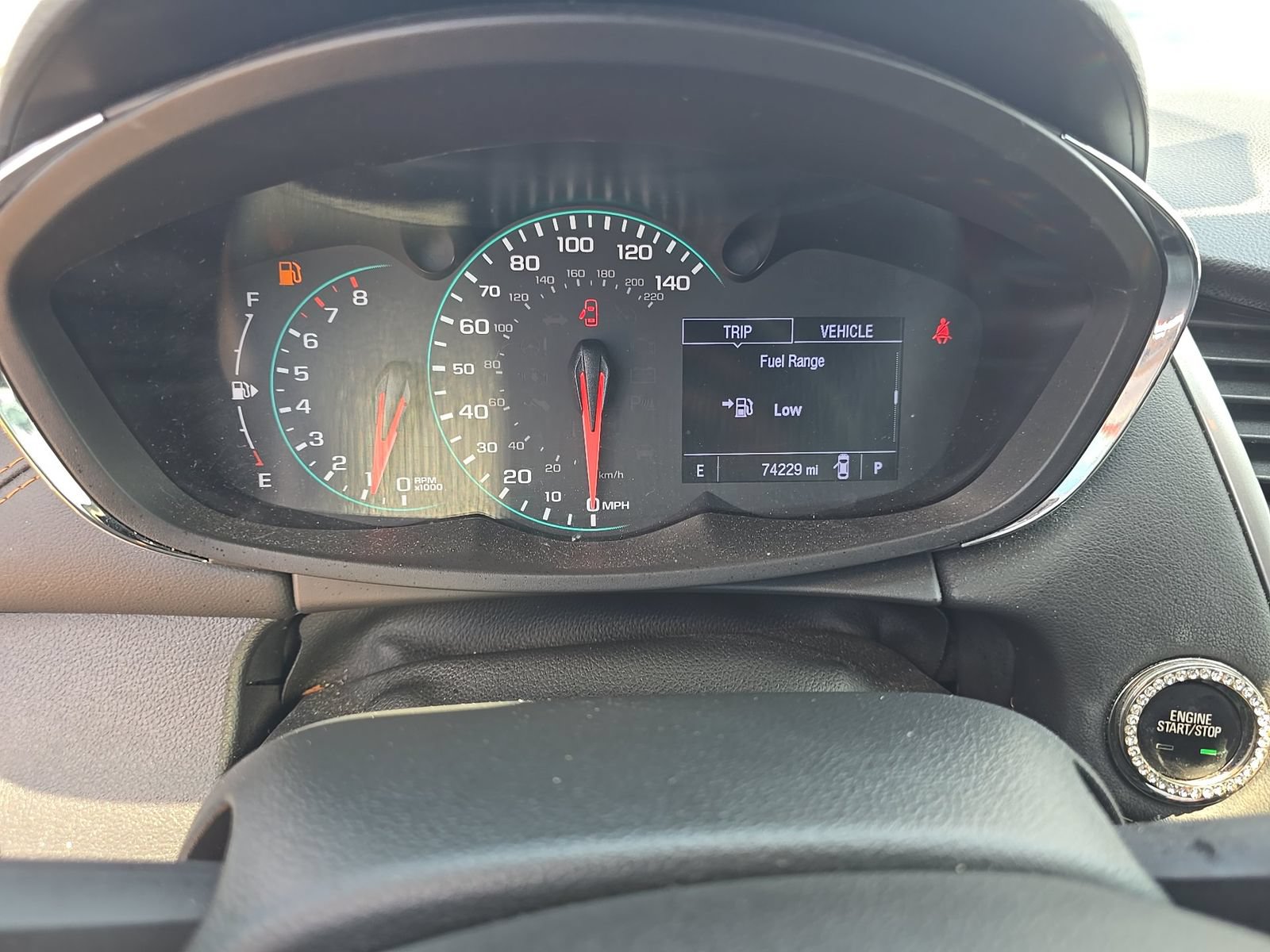 Used 2019 Chevrolet Trax LT w/ LT Convenience Package FWD image 10