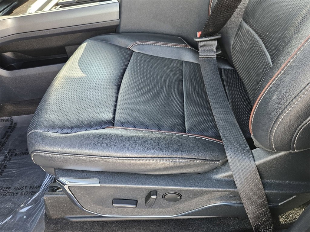 Used 2023 Ford F250 Lariat w/ Lariat Ultimate Package image 14