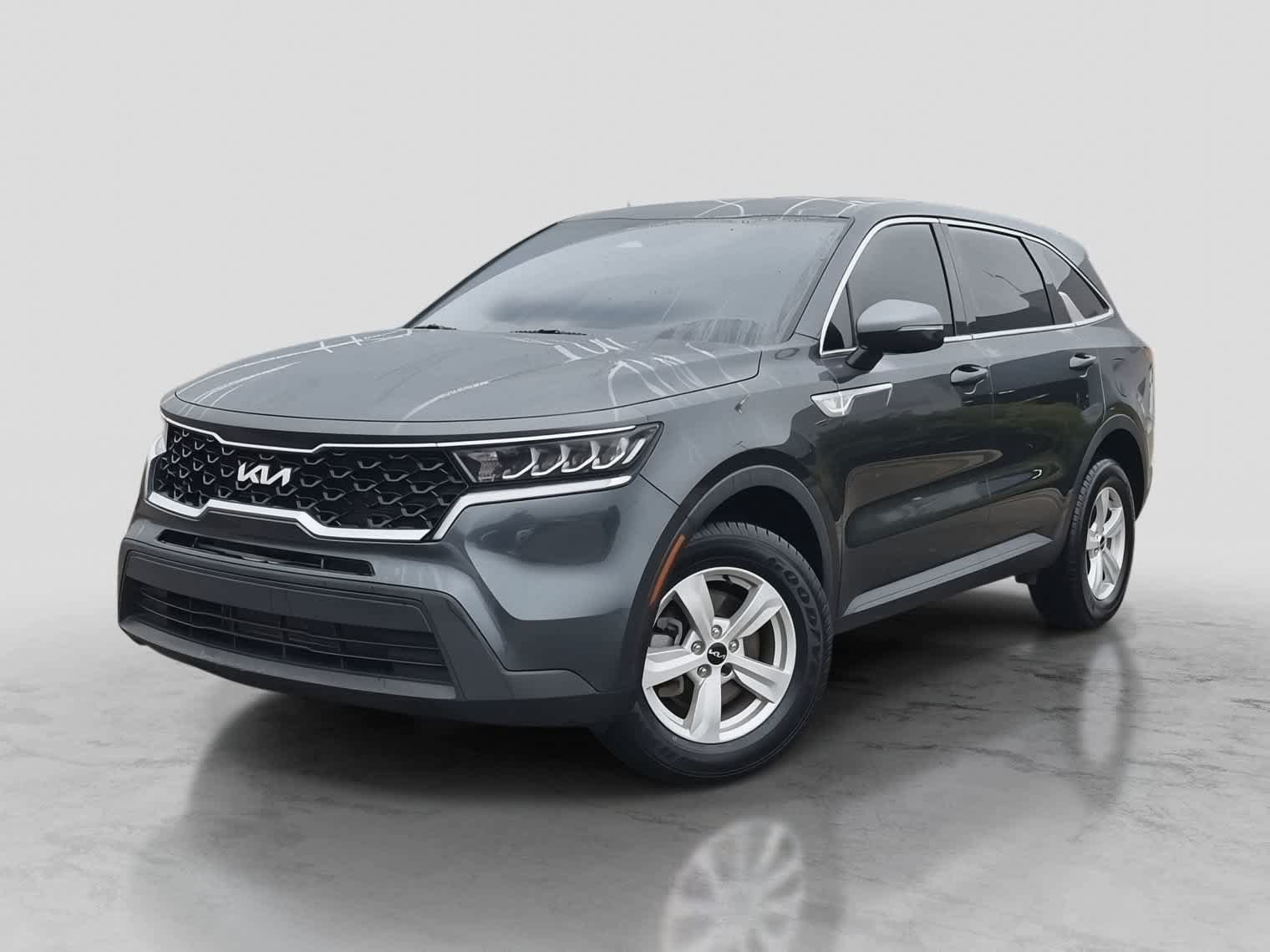 Used 2023 Kia Sorento LX AWD/4WD image 1