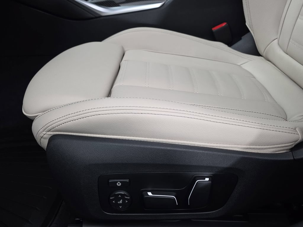 New 2026 BMW i4 eDrive35 w/ Premium Package AWD/4WD image 28