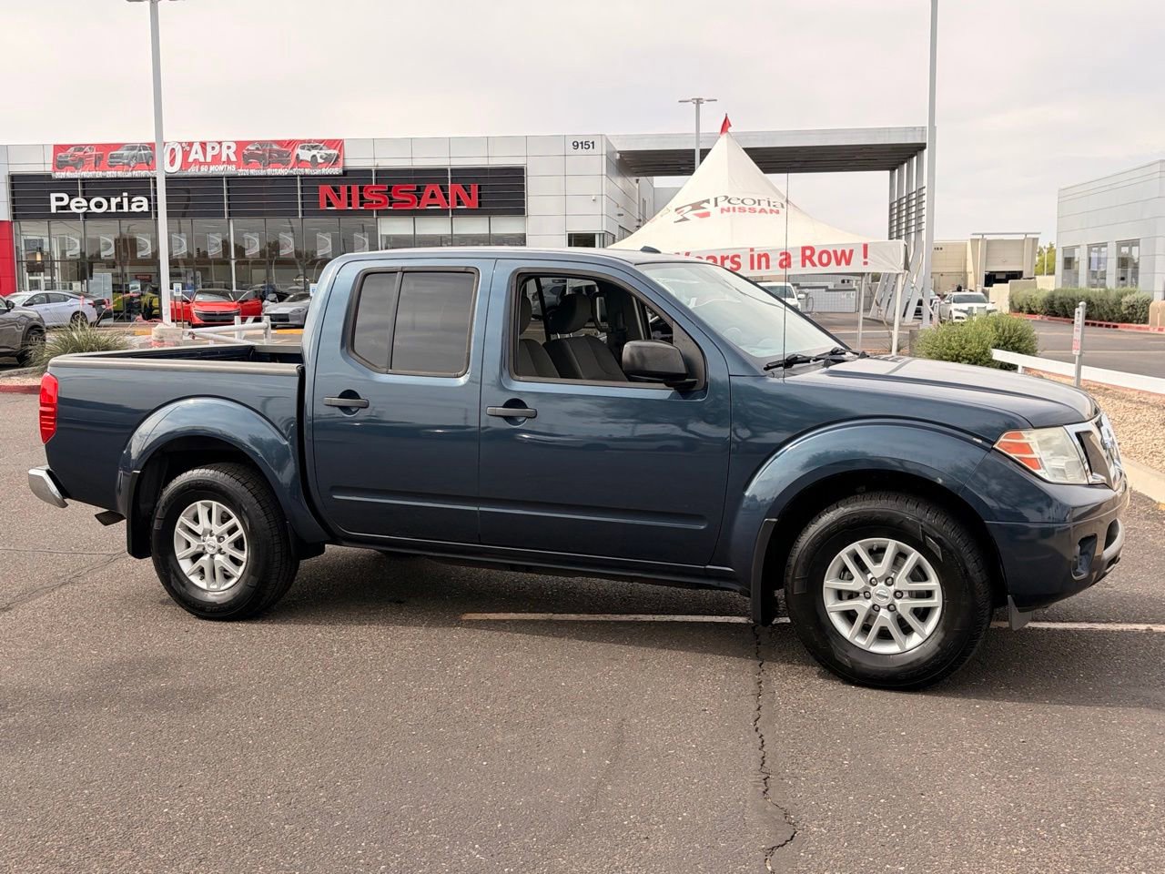 Used 2018 Nissan Frontier SV RWD image 6