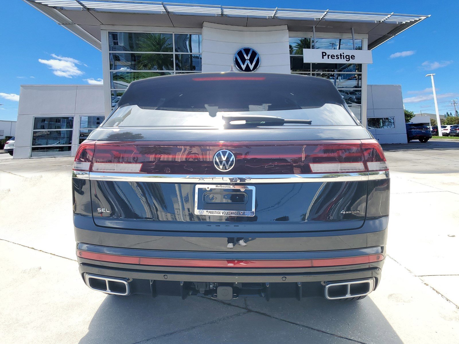 New 2025 Volkswagen Atlas Cross Sport SEL Premium R-Line image 5