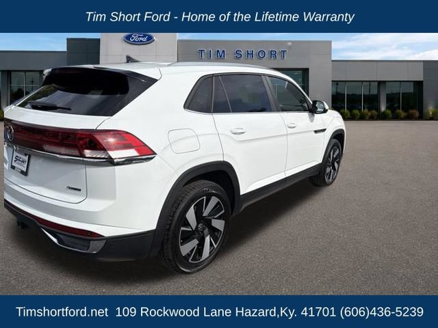Used 2025 Volkswagen Atlas Cross Sport SE AWD/4WD image 6