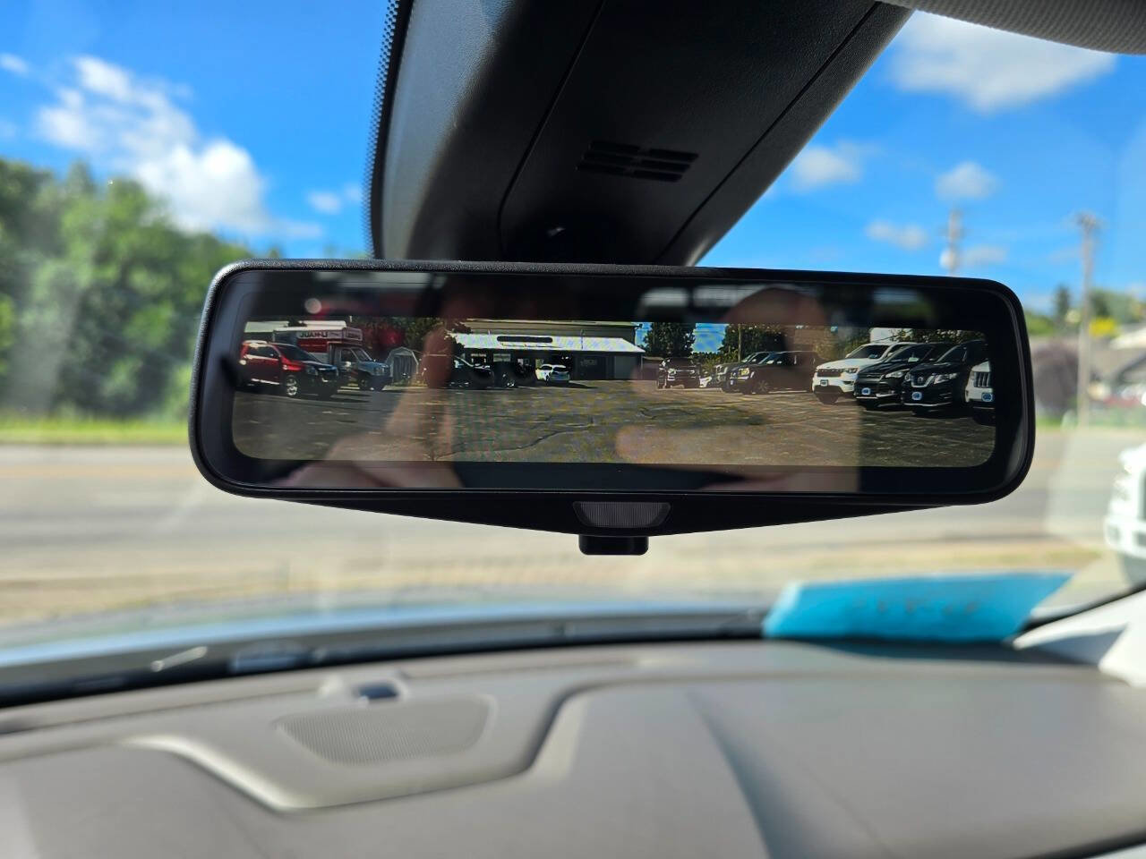 Used 2018 Chevrolet Traverse Premier image 26