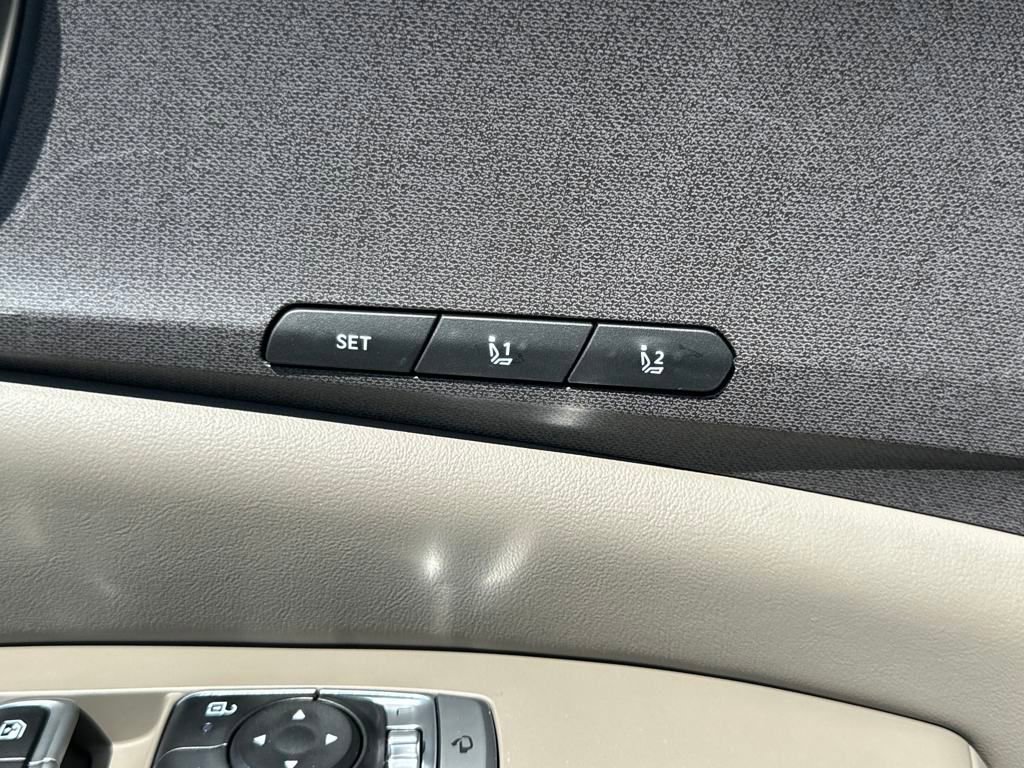 New 2026 Kia Carnival EX image 12