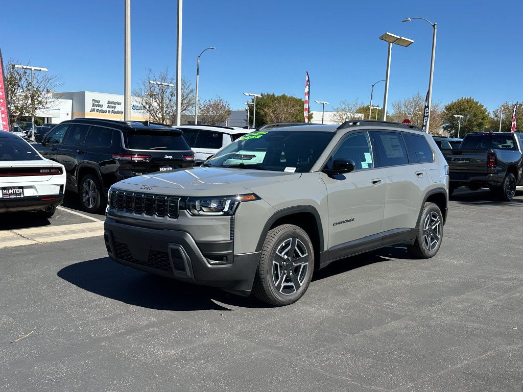 New 2026 Jeep Cherokee Laredo AWD/4WD image 2