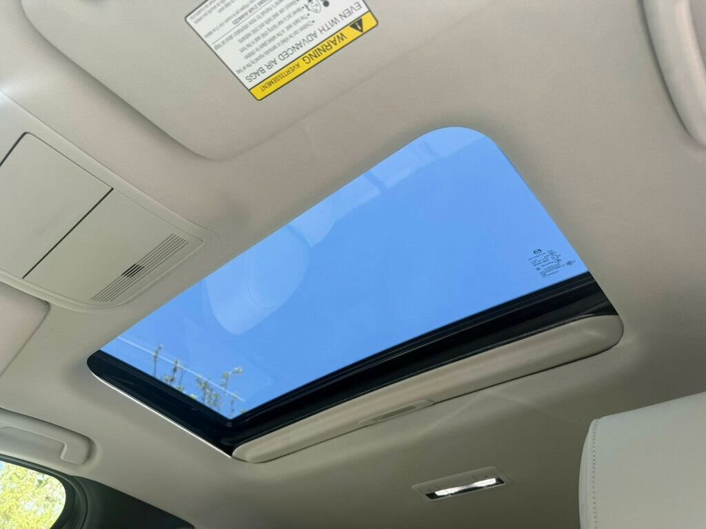 Used 2024 MAZDA CX-90 3.3 Turbo w/ Preferred Package image 7