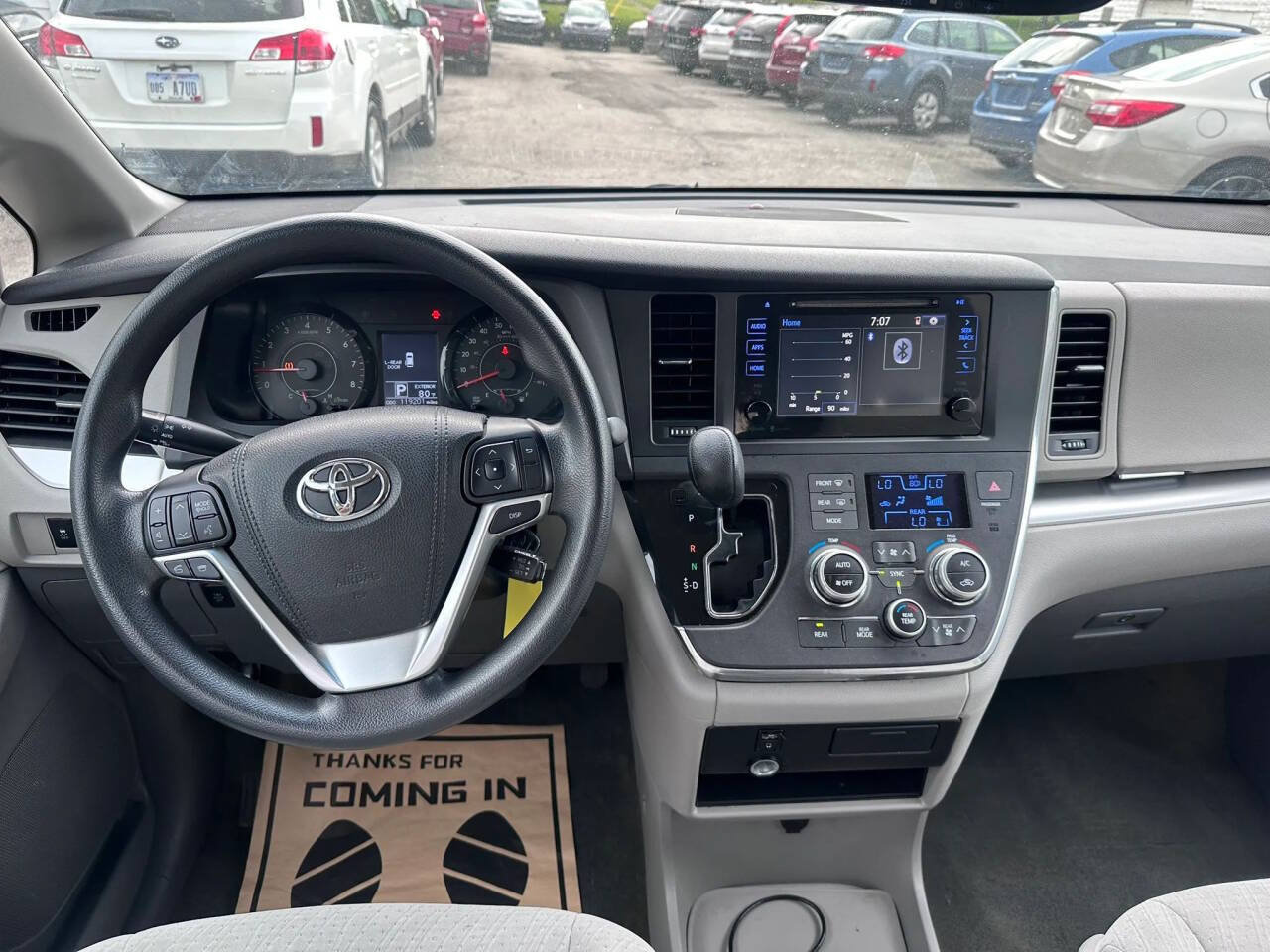 Used 2015 Toyota Sienna LE FWD image 16