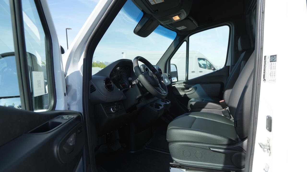 Used 2024 Mercedes-Benz Sprinter 144 Cargo image 14