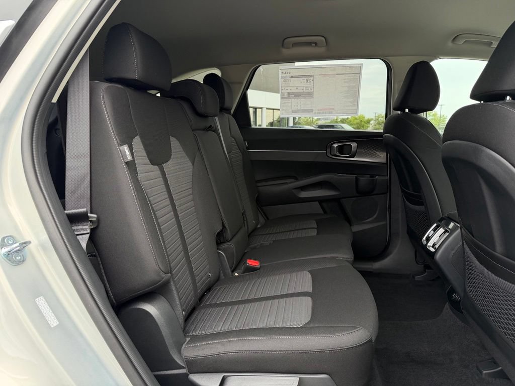 New 2026 Kia Sorento LX FWD image 27