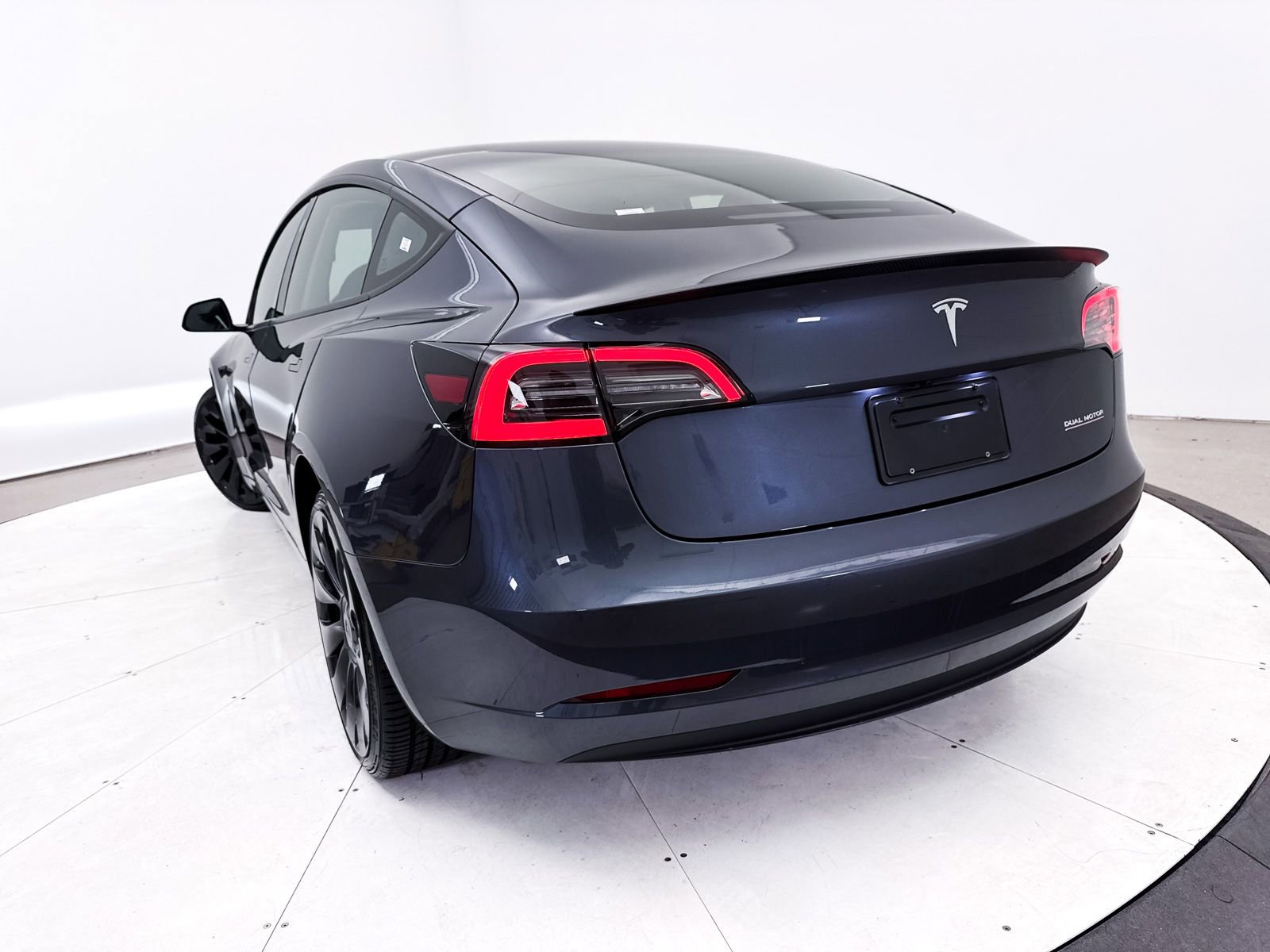 Used 2023 Tesla Model 3 Performance image 8