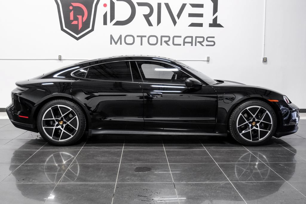 Used 2025 Porsche Taycan RWD image 8
