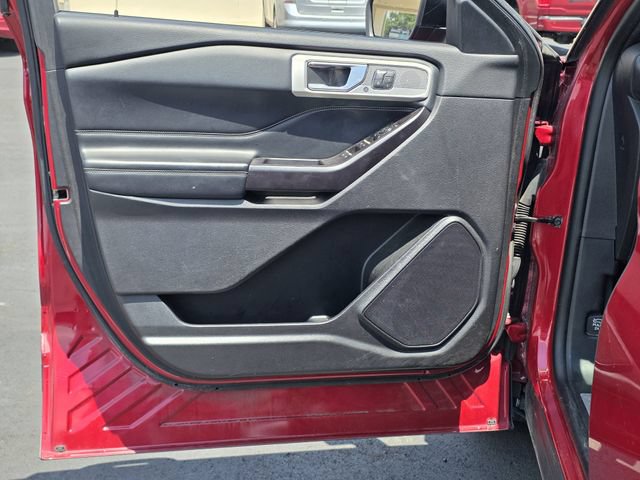 Used 2020 Ford Explorer Limited AWD/4WD image 14