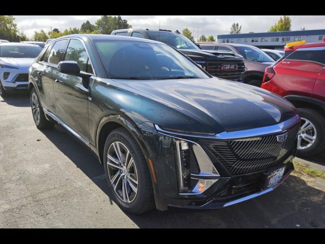 Used 2024 Cadillac Lyriq Luxury