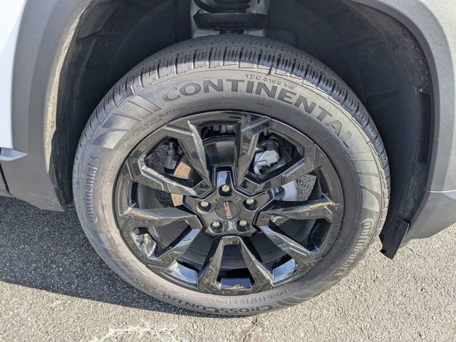 Used 2026 GMC Terrain Elevation w/ Elevation Premium Package image 11