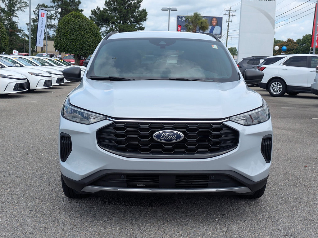 Used 2025 Ford Escape ST-Line FWD image 8