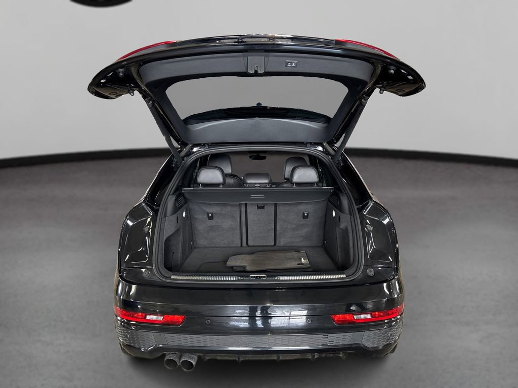 Used 2016 Audi Q3 2.0T Prestige w/ Prestige Package image 11