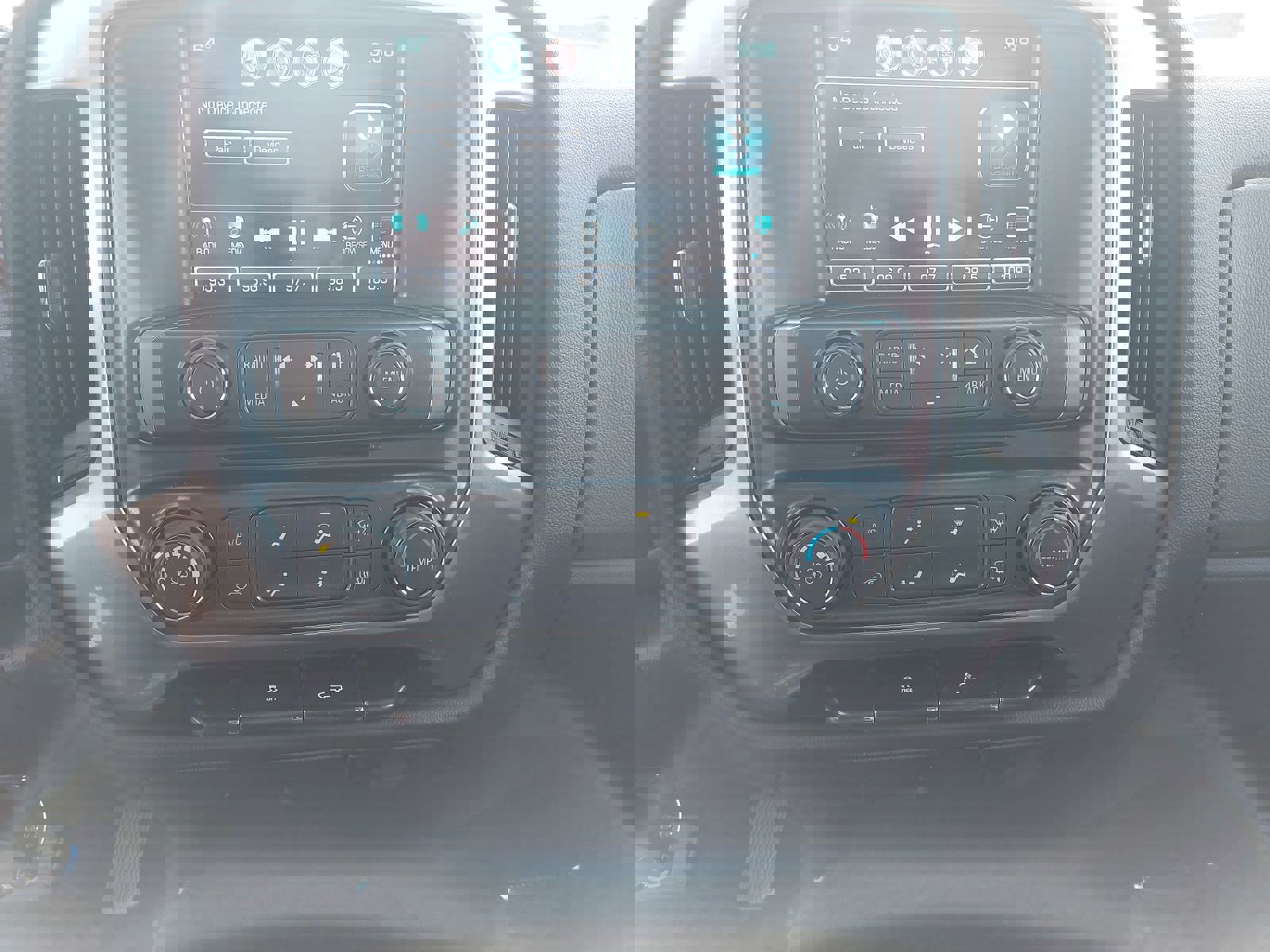 Used 2019 Chevrolet Silverado 1500 LT image 22