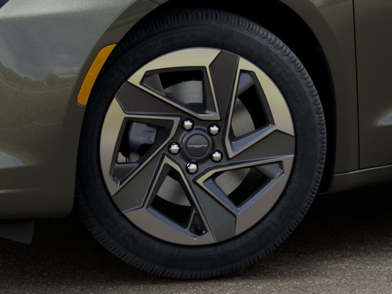New 2027 Chrysler Pacifica Limited AWD/4WD image 4
