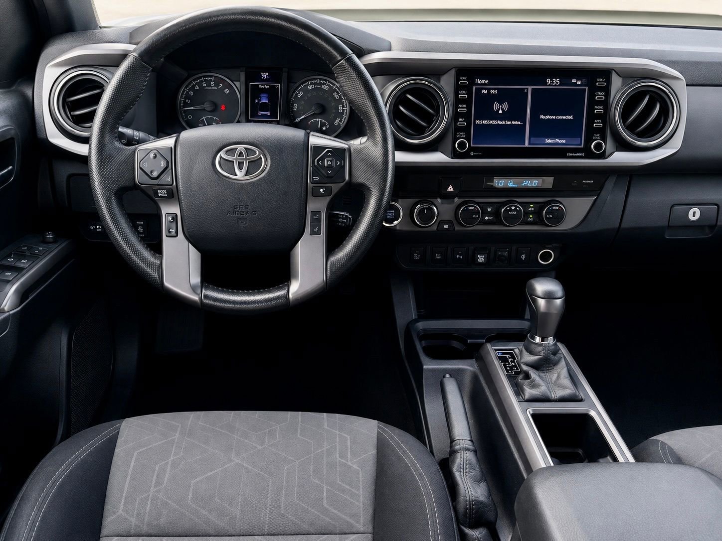 Used 2021 Toyota Tacoma TRD Off-Road w/ Technology Package AWD/4WD image 14
