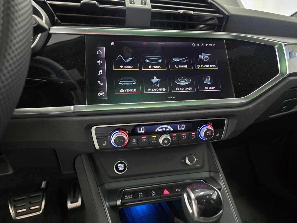 New 2025 Audi Q3 2.0T Premium Plus image 15