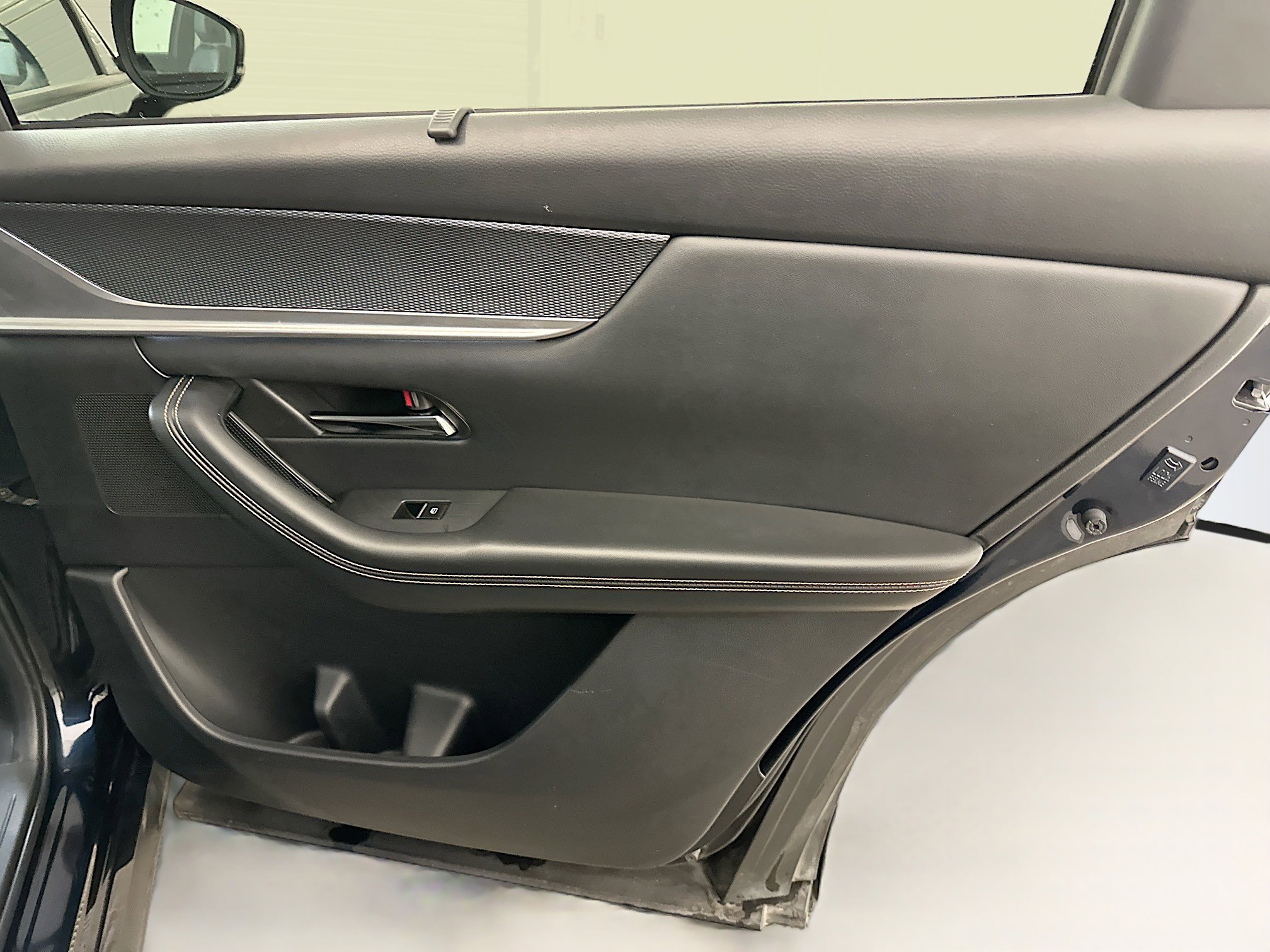 Used 2024 MAZDA CX-90 3.3 Turbo S image 34