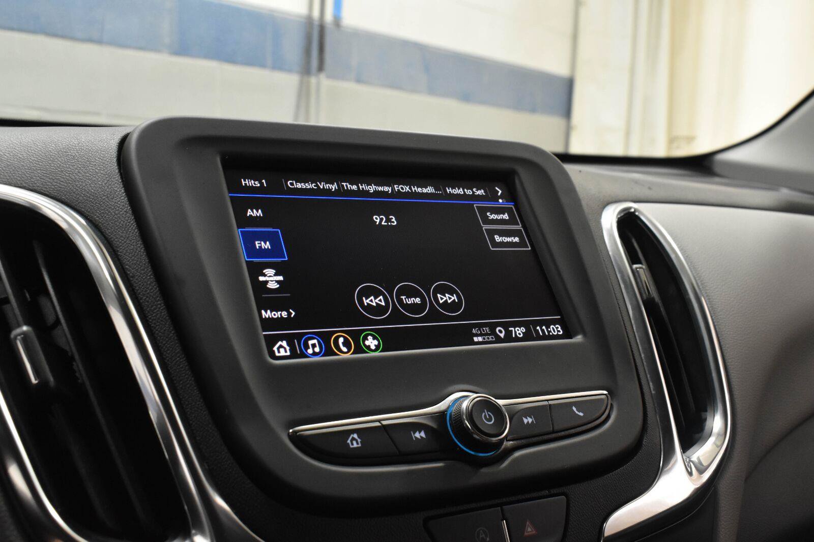 Used 2022 Chevrolet Equinox LT AWD/4WD image 14