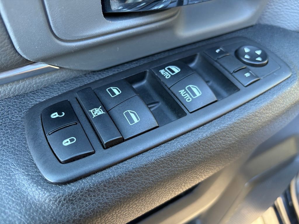 Used 2024 RAM 1500 Classic SLT image 11