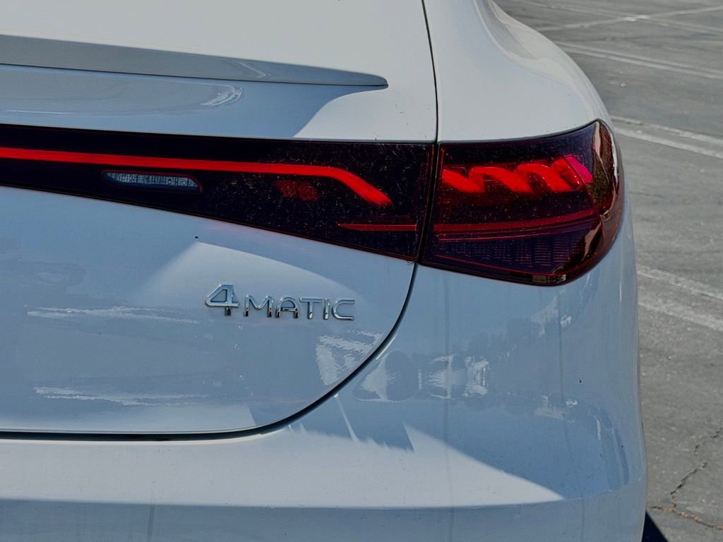 New 2025 Mercedes-Benz EQE 500 4MATIC Sedan image 12