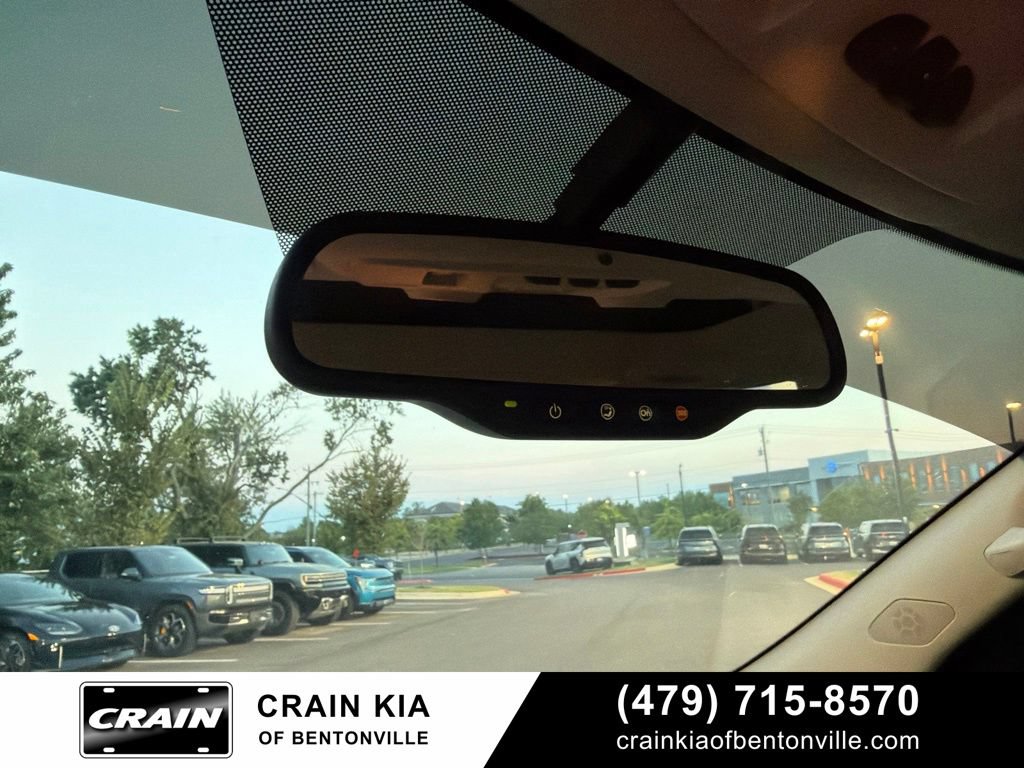 Used 2016 GMC Acadia Denali AWD/4WD image 22