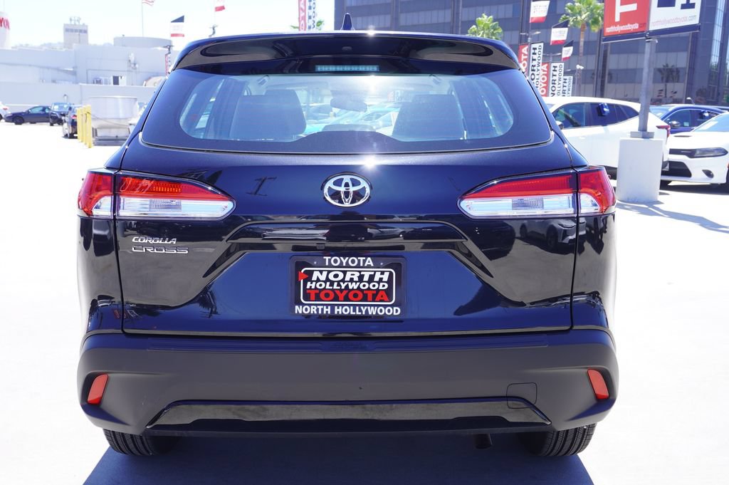 Certified 2023 Toyota Corolla Cross L FWD image 6