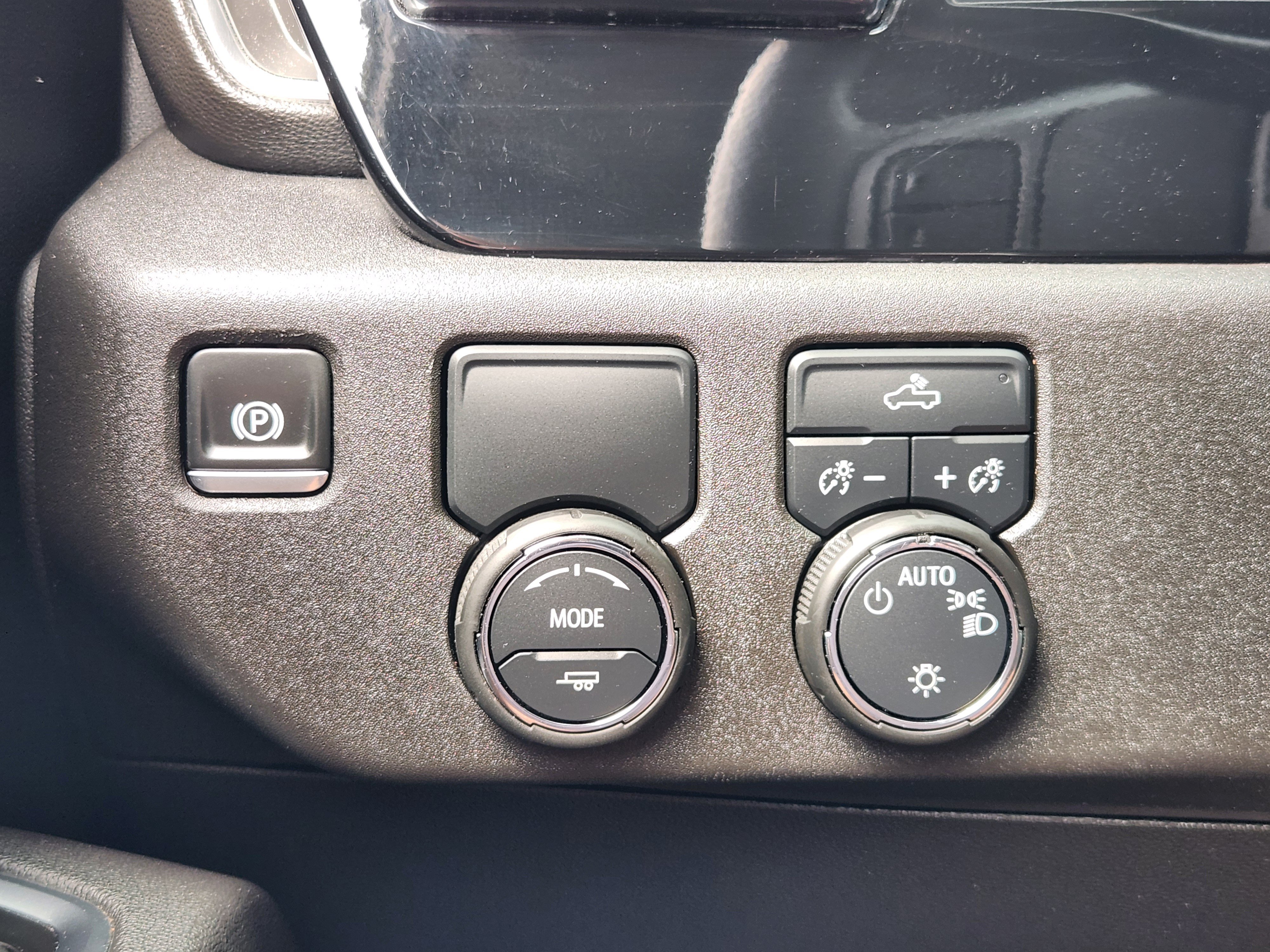 Certified 2025 Chevrolet Silverado 1500 LT RWD image 21