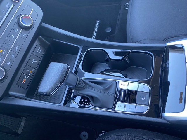 New 2025 Hyundai Tucson SE image 19