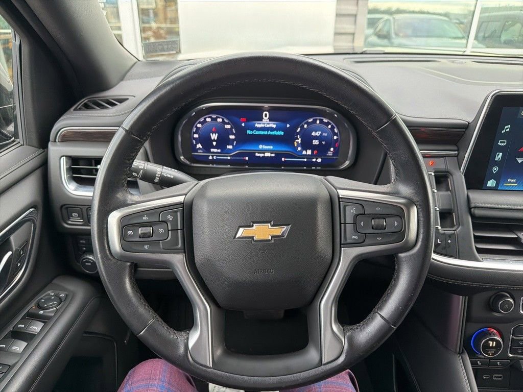 Used 2022 Chevrolet Suburban LT AWD/4WD image 9