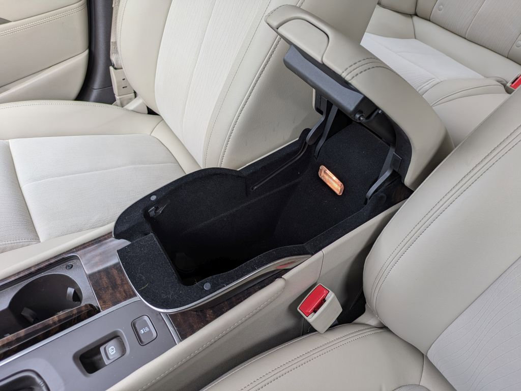 Used 2015 Buick LaCrosse image 23