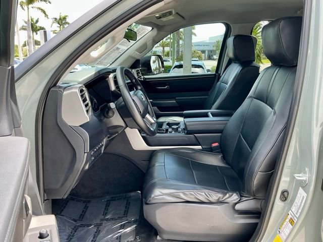 Used 2024 Toyota Tundra SR5 w/ SR5 Convenience Package AWD/4WD image 9