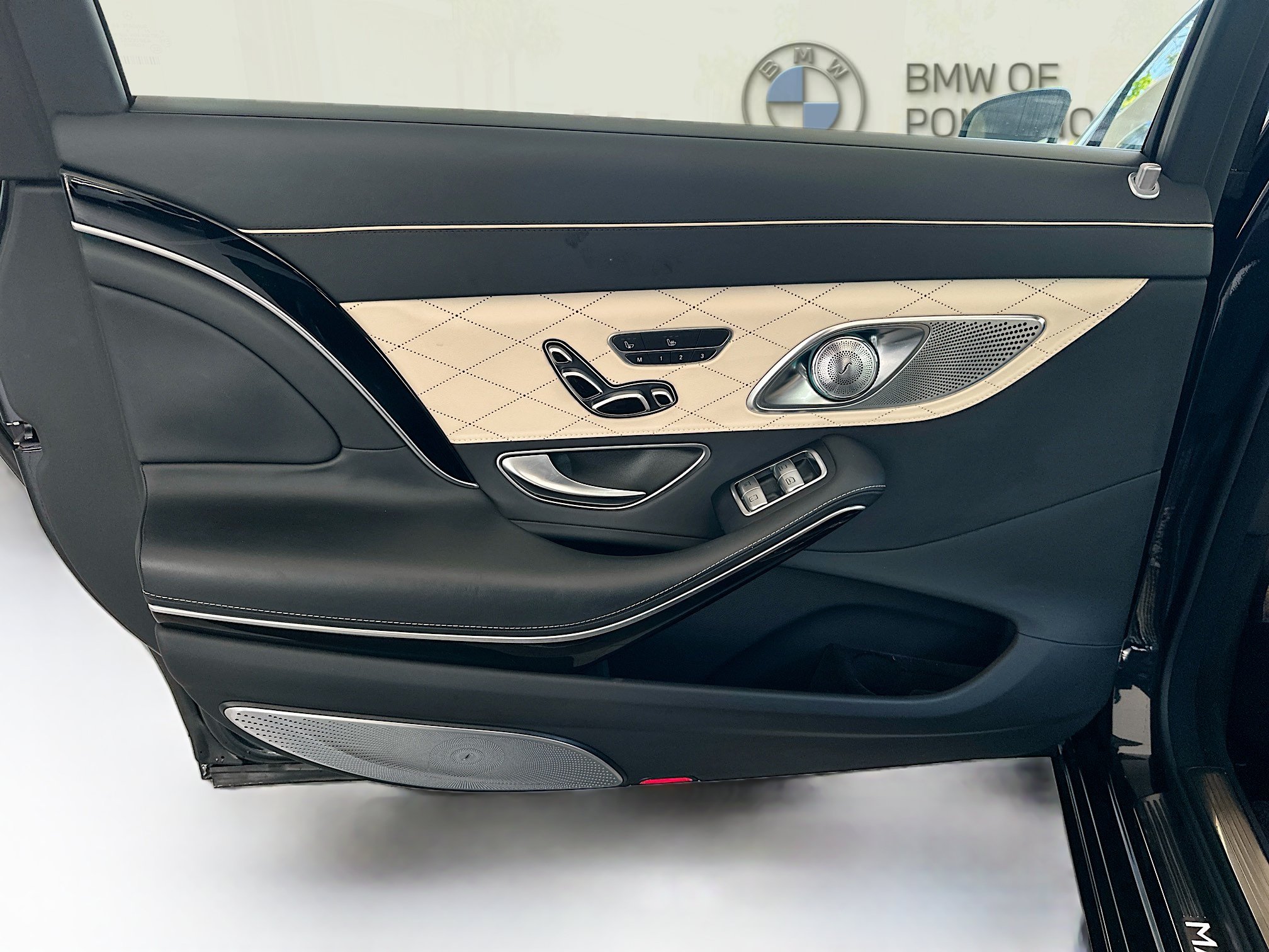 Used 2020 Mercedes-Benz Maybach S 650 image 26